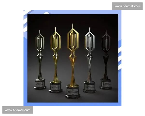 荣耀与创意交融的奖杯设计理念与艺术表达探索